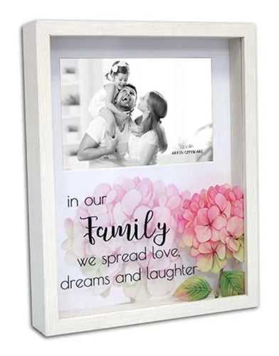 Magic Moments Photo Frame 6x4 Family-Gift a Little gift shop